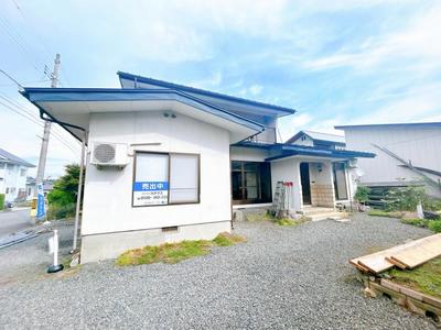 Renovated 4LDK House in Yonezawa with Parking — Image 1, Yonezawa, Yamagata