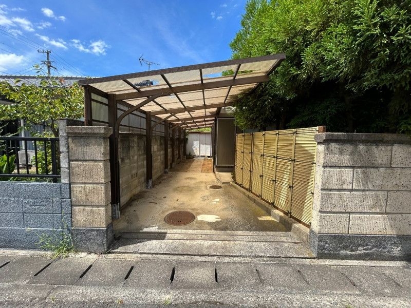 4LDK Single-Story House for Sale in Ayagawa, Kagawa - Image 1