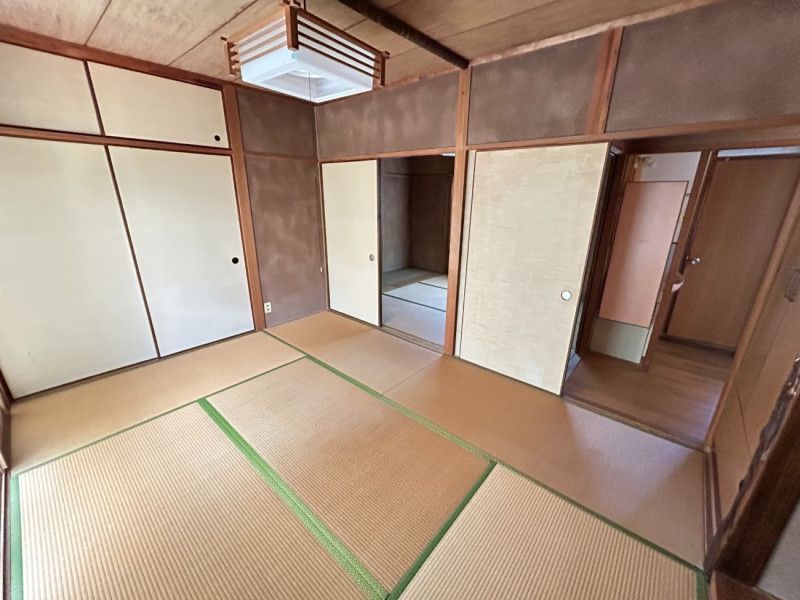 4LDK Single-Story House for Sale in Ayagawa, Kagawa - Image 1