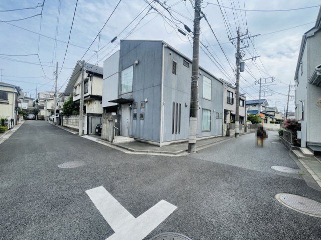 3LDK Detached House for Sale in Higashi-Oizumi, Nerima - Thumbnail 3