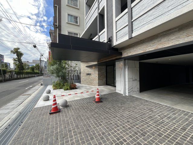 Leven Kagiyamacho MIDCORE 3F 2LDK Apartment for Sale in Kagoshima - Thumbnail 2