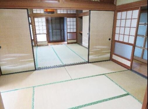 4 Bedroom Wooden House with Farmland for Sale in Usuki, Oita - Thumbnail 4