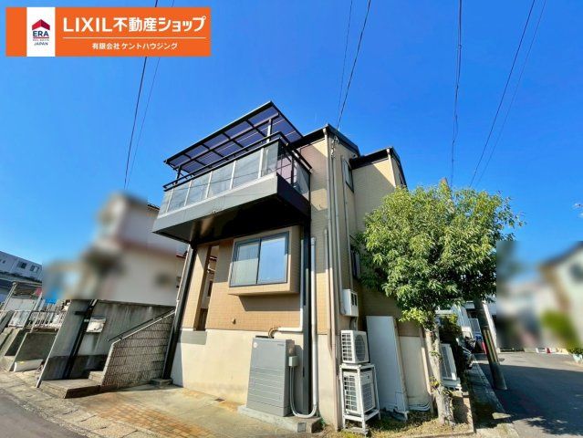 3LDK Detached House in Kameoka with Solar Power & Parking - Thumbnail 2