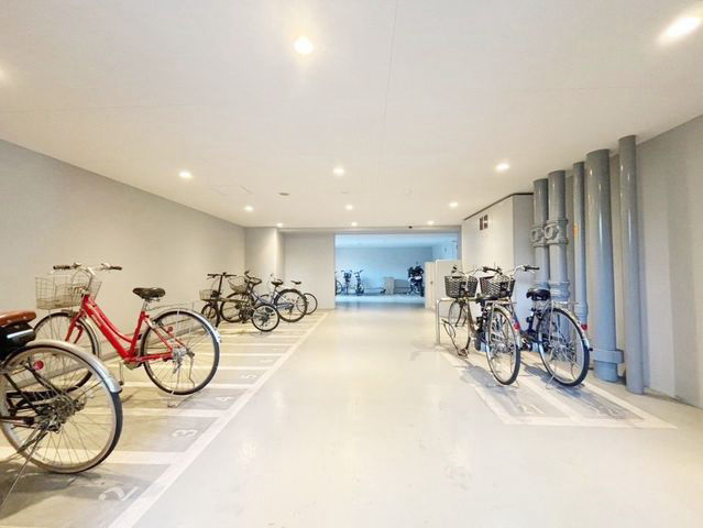 Modern 1K Apartment Near Nagoya Station - Thumbnail 3