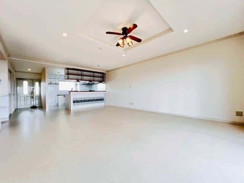 Oceanview 3LDK Apartment in Okinawa City - 114.79sqm - Thumbnail 3