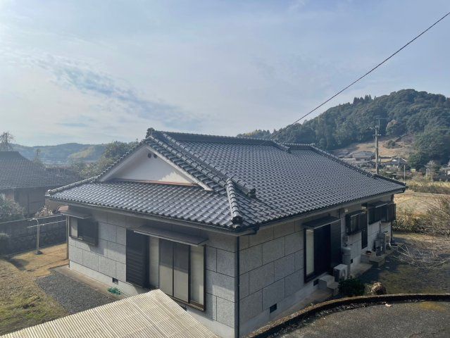 5DK Wooden House with Garden for Sale in Kagoshima City - Thumbnail 3