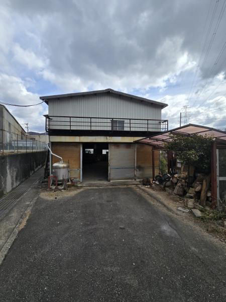 4DK Steel-Frame House with Factory Space in Himeji - Thumbnail 4