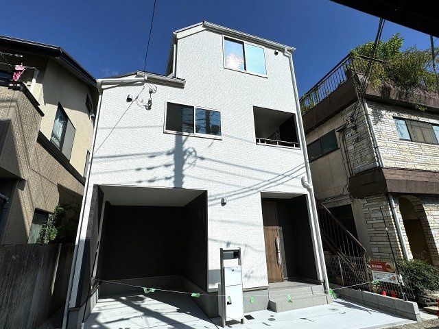 New ZEH Standard Energy-Efficient House Near Hachioji Station - Thumbnail 2