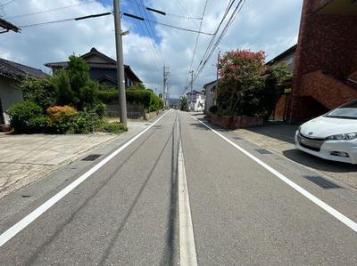 Spacious 6LDK House in Kahoku City with Courtyard — Image 4, Kahoku, Ishikawa