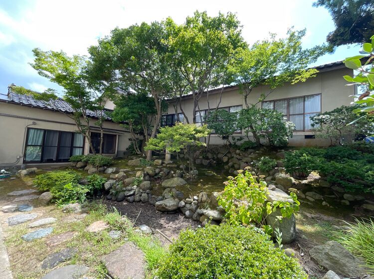 Spacious 6LDK House in Kahoku City with Courtyard - Thumbnail 2