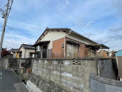 1974 Single-Story 3LDK House in Kitakyushu — Image 1, Yahatanishi, Fukuoka