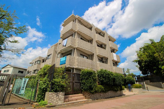 Bright 1LDK in Nerima with Multiple Balconies - Thumbnail 2