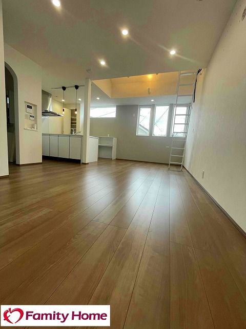 3LDK House with Loft in Habikino, Osaka | 2022 Build - Thumbnail 3