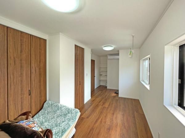3LDK House in Oamishirasato with 3 Car Parking - Thumbnail 2