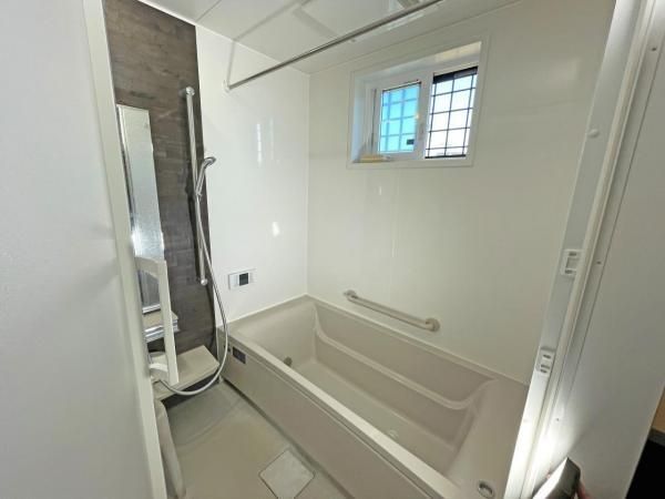 3LDK House in Oamishirasato with 3 Car Parking - Thumbnail 3