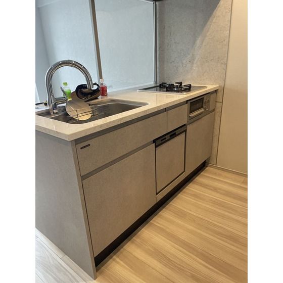 New 1R Apartment in Yokohama Tsurumi with Balcony & Modern Amenities - Thumbnail 4