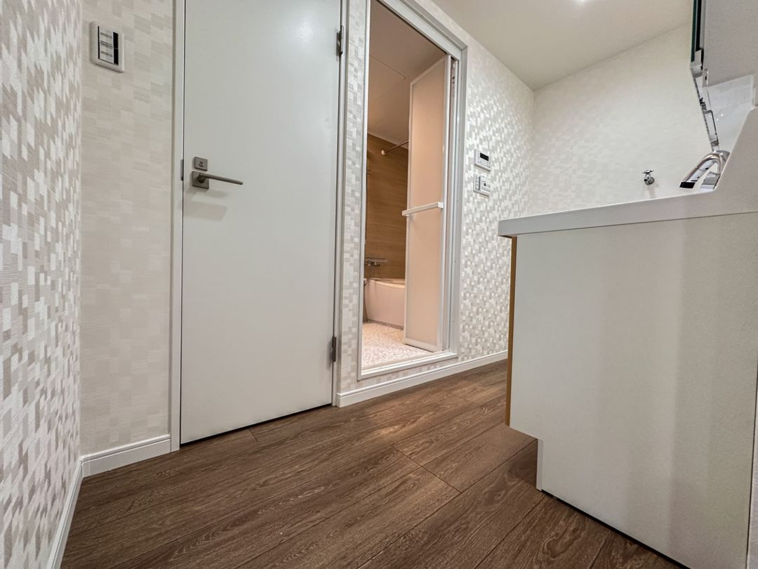 Stoke Mansion Minami-Urawa 3LDK Apartment for Sale in Warabi - Thumbnail 4