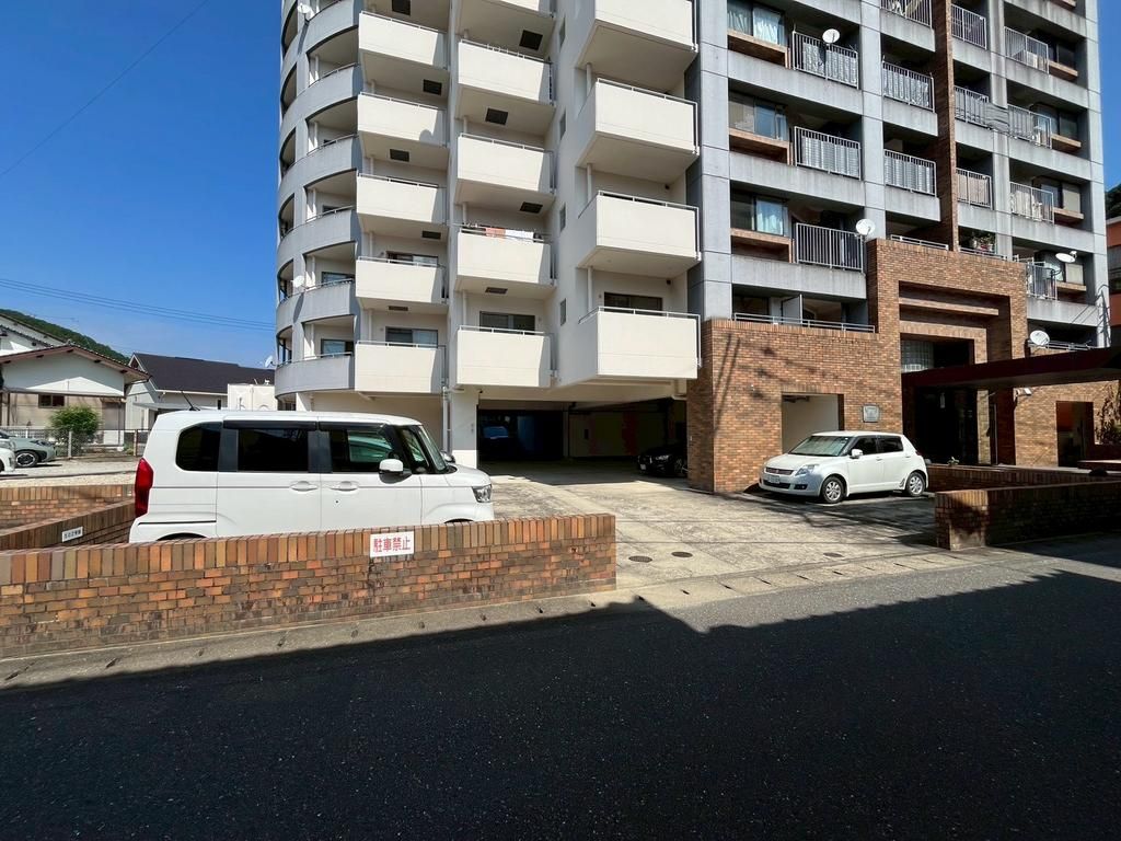 Espoir Takeo II 8F: 3SLDK Condo Near Takeo Onsen Station, Saga - Thumbnail 2