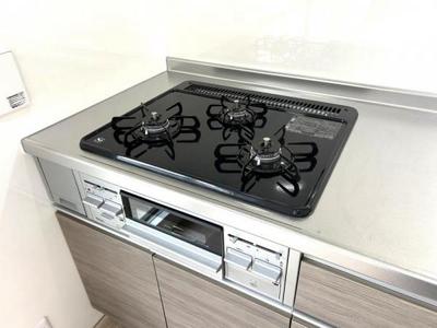 Renovated 2LDK Apartment near Nakasuji Station, Hiroshima — Image 1, Asaminami, Hiroshima