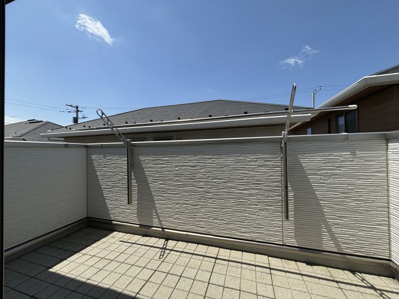 4LDK House in Kashiwa Forest Garden | Sumitomo Forestry Built - Thumbnail 2