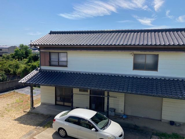 5DK House with Large Warehouse in Matsushige, Tokushima for Sale - Thumbnail 2