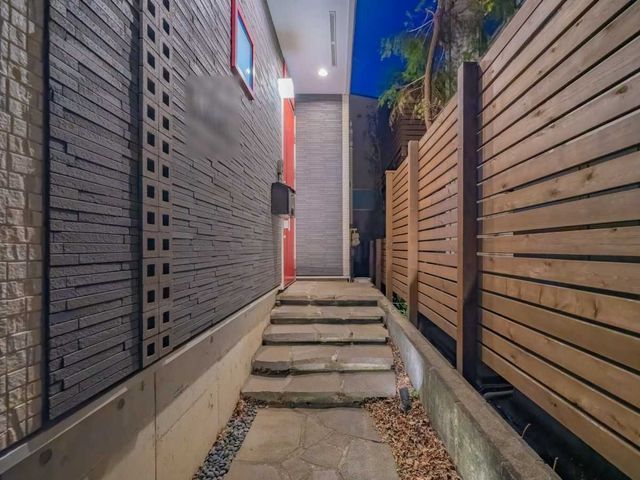 4LDK Wooden House for Sale in Todoroki, Setagaya - Thumbnail 2
