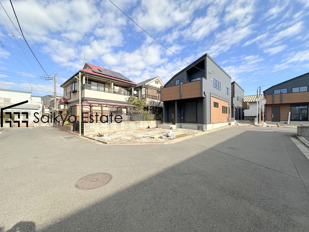New 3-4 Bedroom Houses in Mitaka, Tokyo | Spacious Family Homes - Thumbnail 2