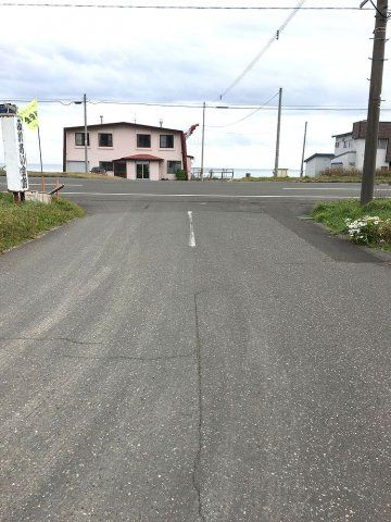 Vacant Land for Sale on National Route 36 in Shiraoi, Hokkaido - Thumbnail 3