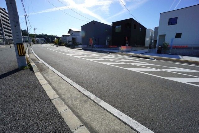 4LDK House for Sale in Chikushino, Fukuoka - Thumbnail 2