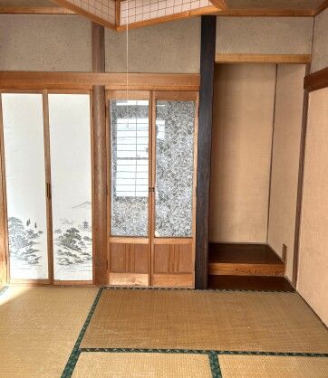 4LDK House for Sale in Fukushima City with Parking for Two - Thumbnail 4