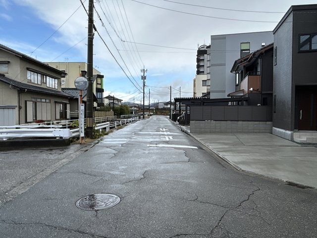 3LDK Detached House with Sunroom in Fukui City, Fukui - Thumbnail 3