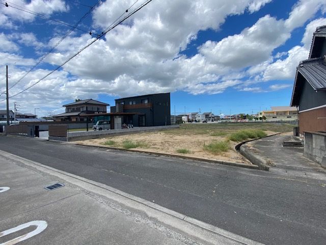 315 sqm Vacant Land for Sale in Marugame, Kagawa Prefecture - Thumbnail 2