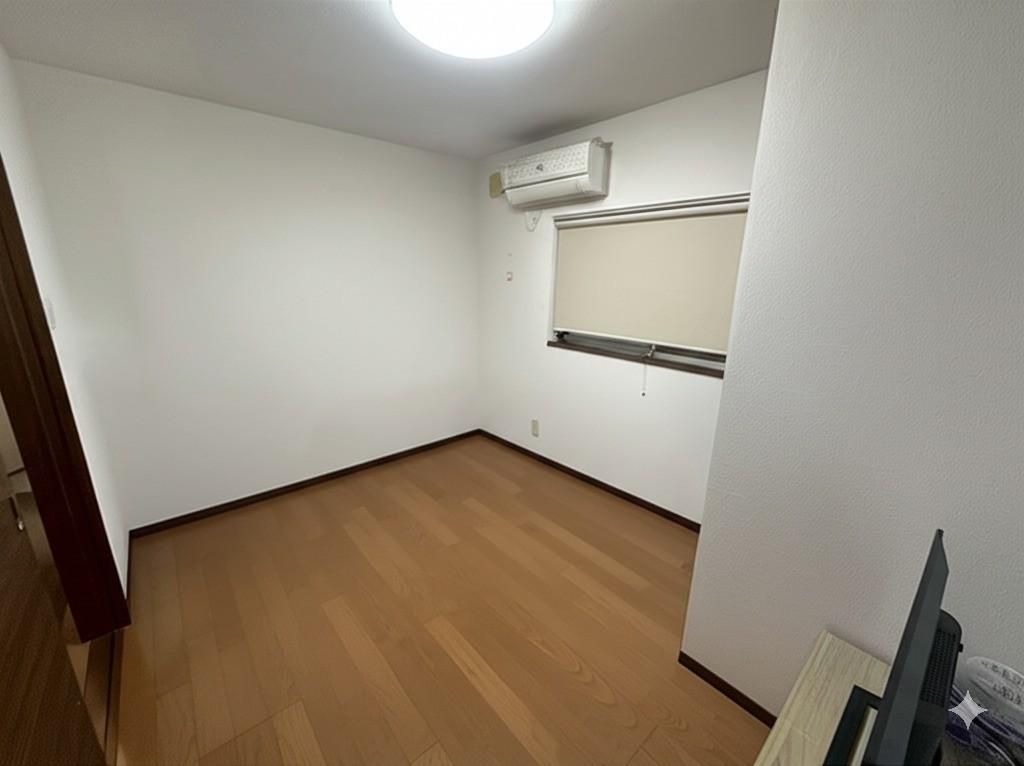 4SLDK House in Kashiwara with Parking Near Osaka Kyoiku Station - Thumbnail 2