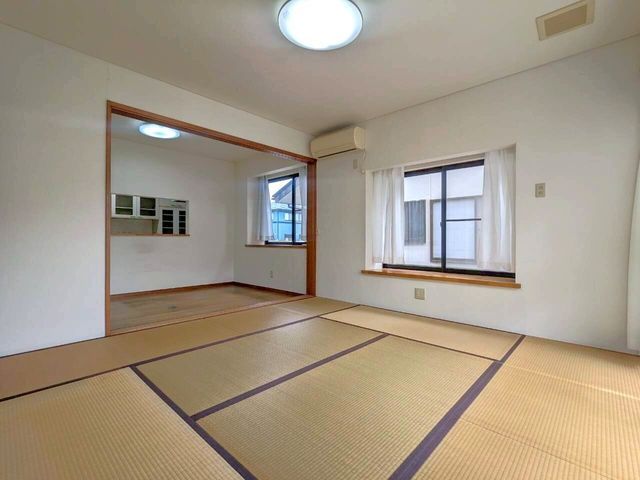 6SDK Family House in Koriyama with Garden and Parking - Thumbnail 4