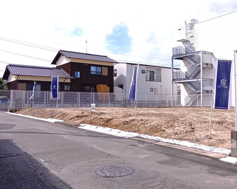 Land for Sale in Chikushino City, Fukuoka with Building Condition - Thumbnail 4