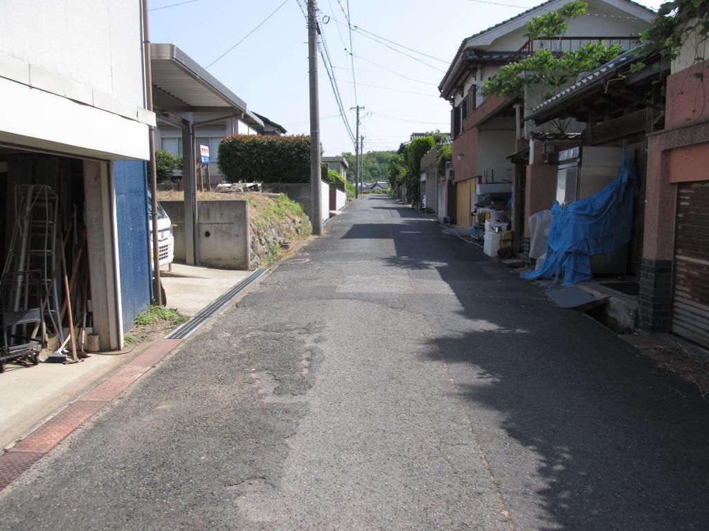 Vacant Land for Sale in Nanbu Town, Tottori - 250.79 sqm Plot - Thumbnail 2