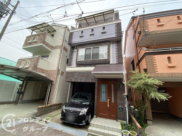 4LDK Family Home Near Abikocho Station in Osaka - Thumbnail 2
