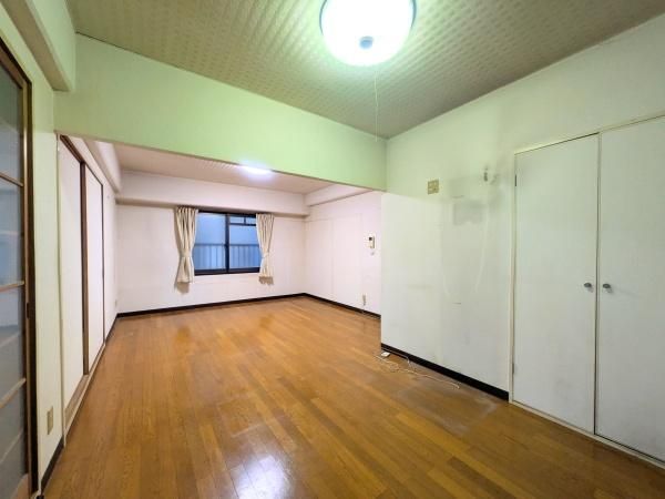 4LDK Apartment for Sale in Oita City, Oita Prefecture - Thumbnail 3