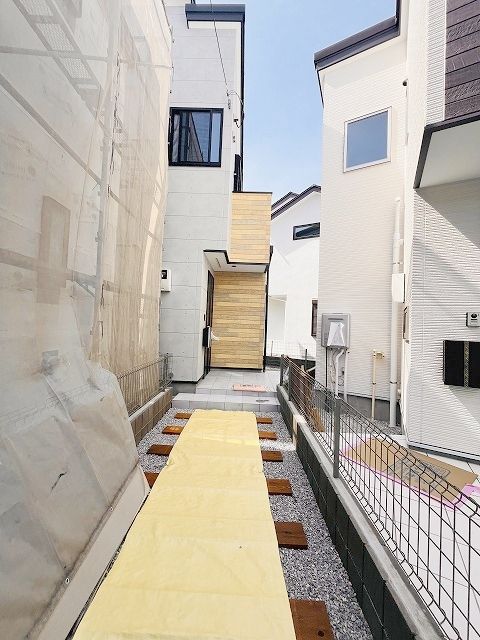 New 3SLDK Detached House for Sale in Kunitachi, Tokyo - Thumbnail 3