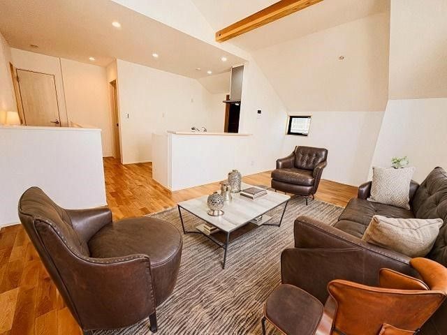 New 3SLDK Detached House for Sale in Kunitachi, Tokyo - Thumbnail 4