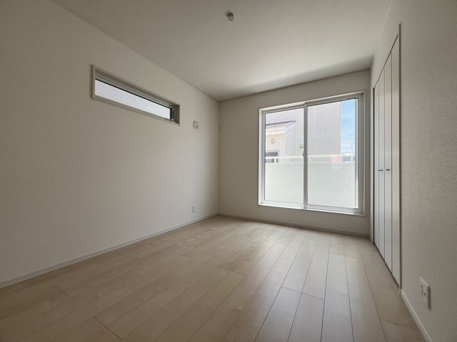 4LDK House in Hiratsuka with South-Facing Balcony - Thumbnail 2