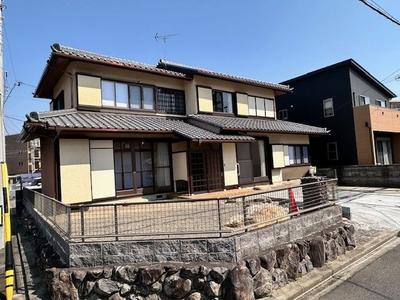 Renovated 5-Bedroom House with 3 Car Parks in Tsu, Mie — Image 1, Tsu, Mie