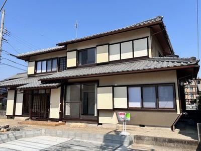 Renovated 5-Bedroom House with 3 Car Parks in Tsu, Mie — Image 1, Tsu, Mie