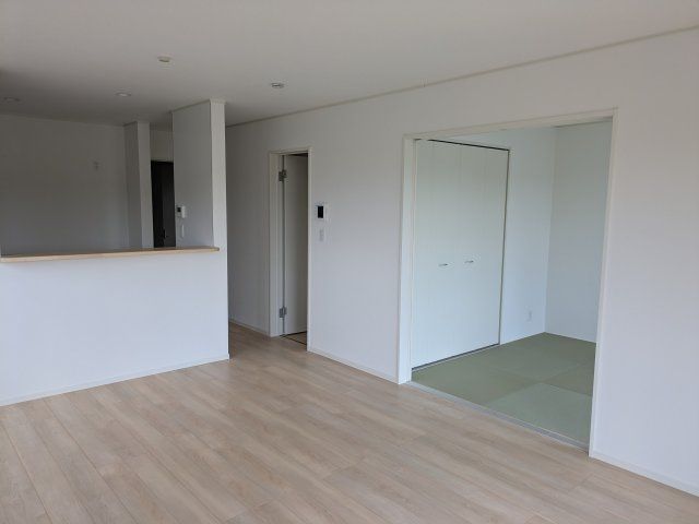 New 4LDK Detached House for Sale in Kikuchi, Kumamoto - Thumbnail 3