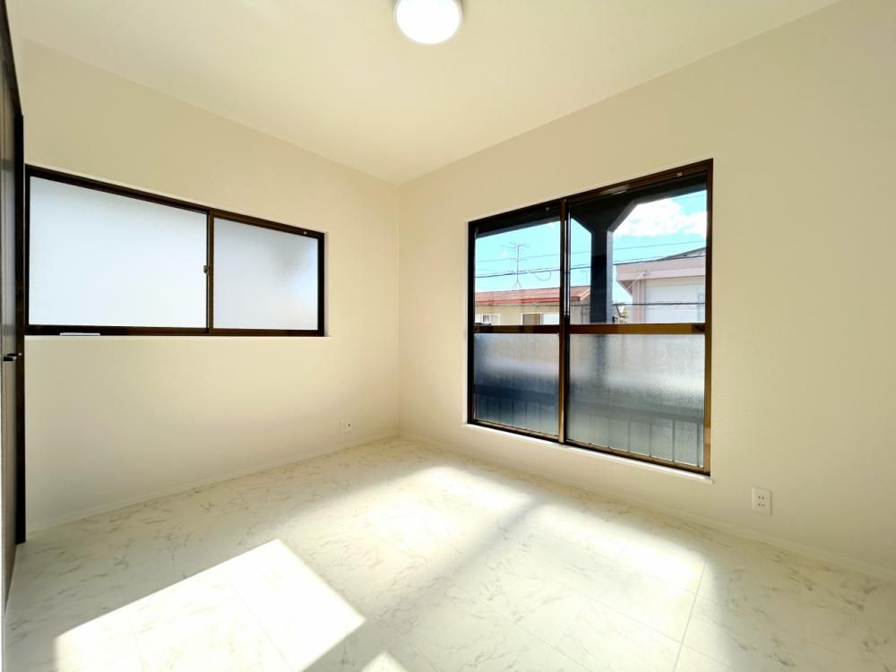 Renovated 2SLDK House for Sale in Matsuyama, Ehime - Thumbnail 4