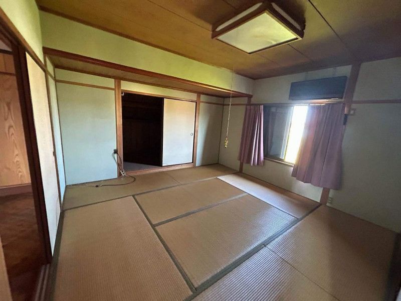 7DK House for Renovation in Higashikagawa, Kagawa - Image 22