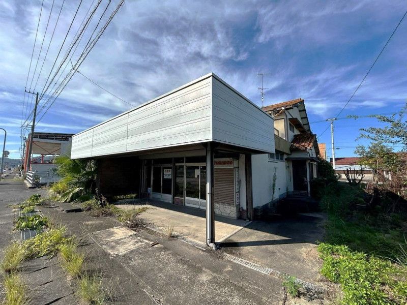 7DK House for Renovation in Higashikagawa, Kagawa - Image 7