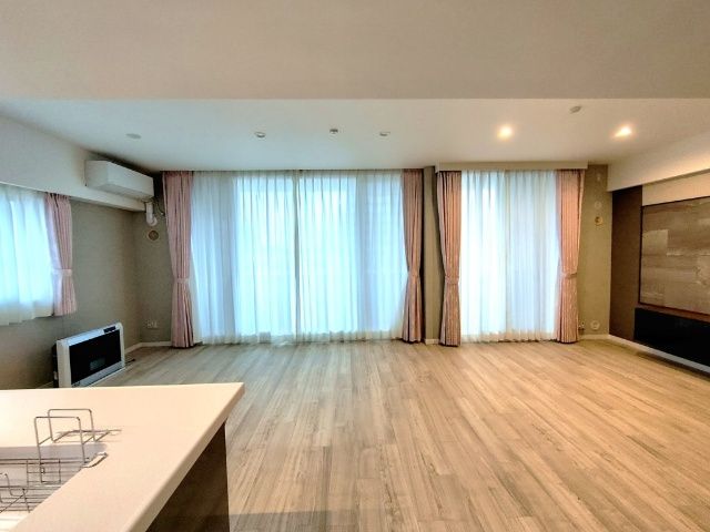 Renovated 3LDK Apartment Near JR Akita Station - Thumbnail 2