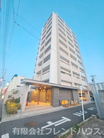 3LDK Apartment in Hiroshima's Concerto Park Higashikasumi - Thumbnail 4