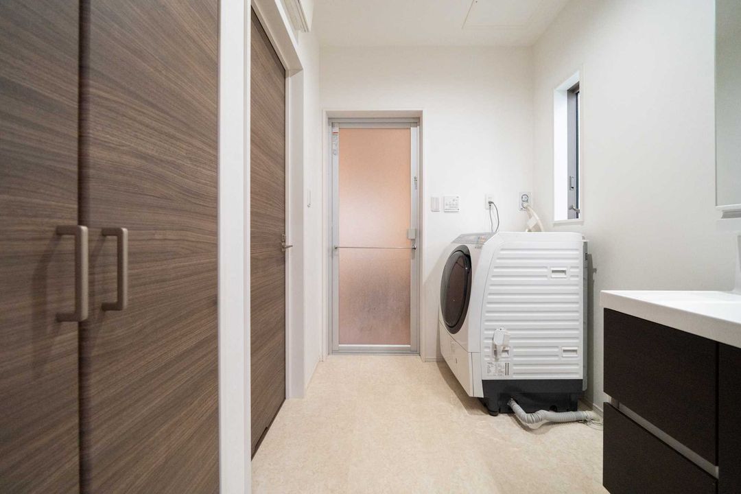 Modern 3LDK Detached House for Sale in Nara's Nishitomigaoka - Thumbnail 2